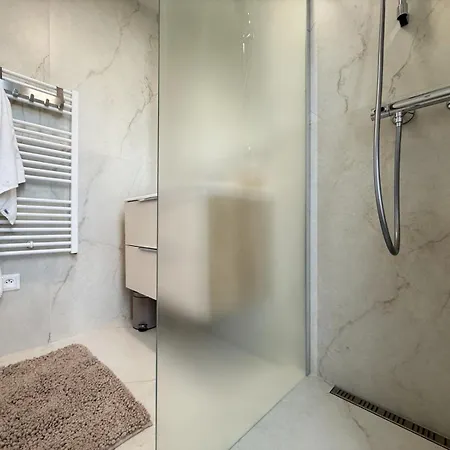 Apartman Luxapartment 101 Golf & Penati Királymajor